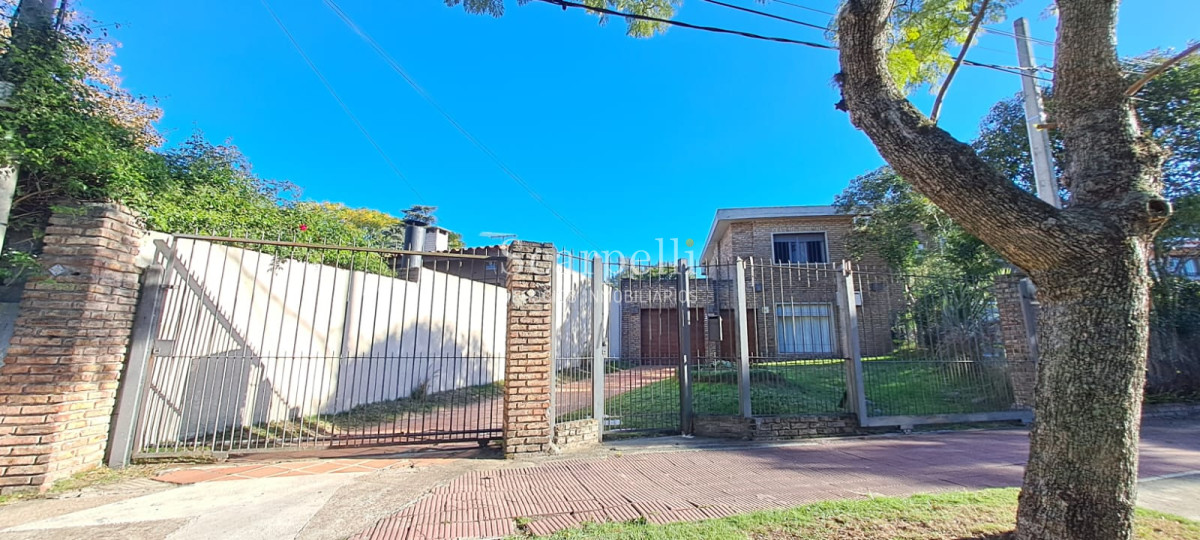 Casa ID.44132 - Costa Rica proximo Cooper Propiedad Horizontal 2 plantas 4 dormitorios