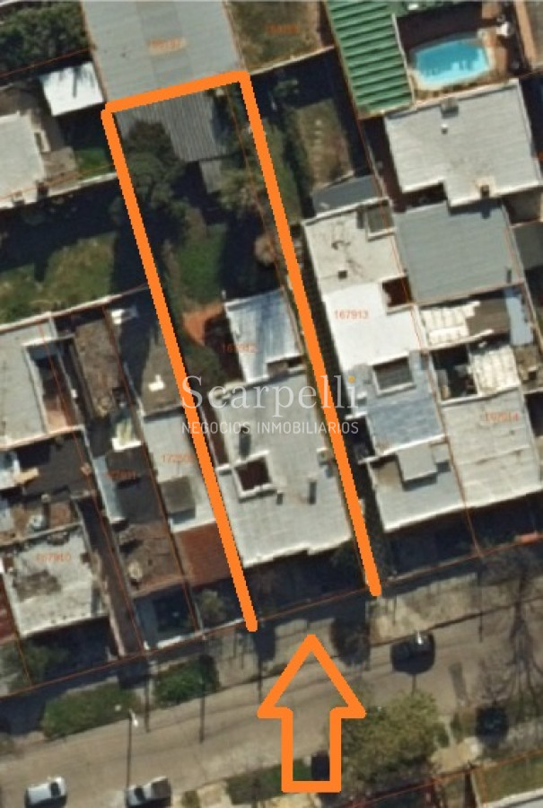 Casa ID.45146 - Buceo Venta Padrón Único Toda en 1 planta con buen fondo + Barbacoa con Baño + Apto independiente con baño y kitchenette.-