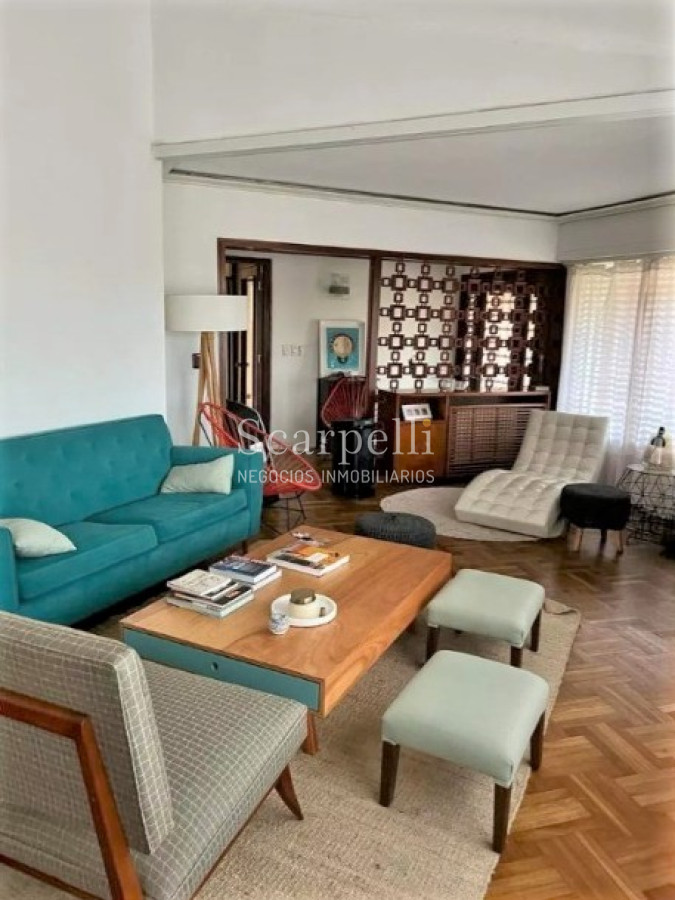 Casa ID.45280 - Punta Gorda Excelente Arquitectura con sello propio a mts. de la Rambla y muy próximo al Centro Comercial en apacible entorno