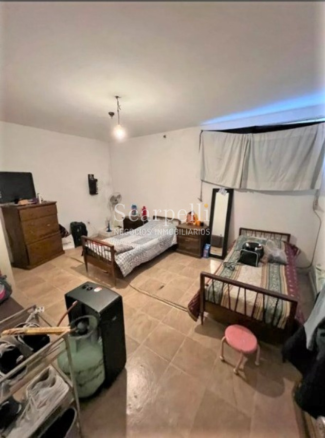 Casa ID.45280 - Punta Gorda Excelente Arquitectura con sello propio a mts. de la Rambla y muy próximo al Centro Comercial en apacible entorno