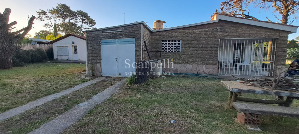 Casa ID.47754 - Lomas de Solymar Padrón Único Proximo Av. Giannattasio 581 m2 Bajada 27.300.-