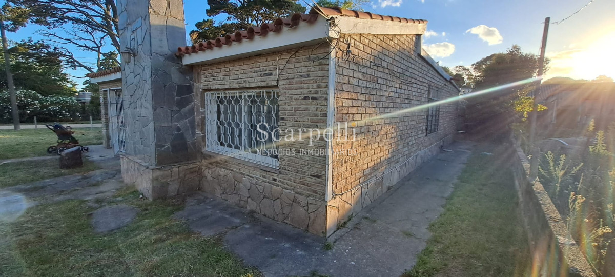 Casa ID.47754 - Lomas de Solymar Padrón Único Proximo Av. Giannattasio 581 m2 Bajada 27.300.-