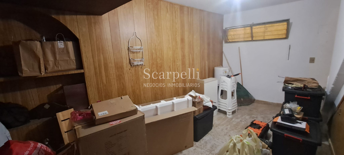 Casa ID.47934 - Venta Casa con Renta Próximo Club Náutico & Playa La Mulata 2 dormitorios + Servicio o Escritorio con Baño