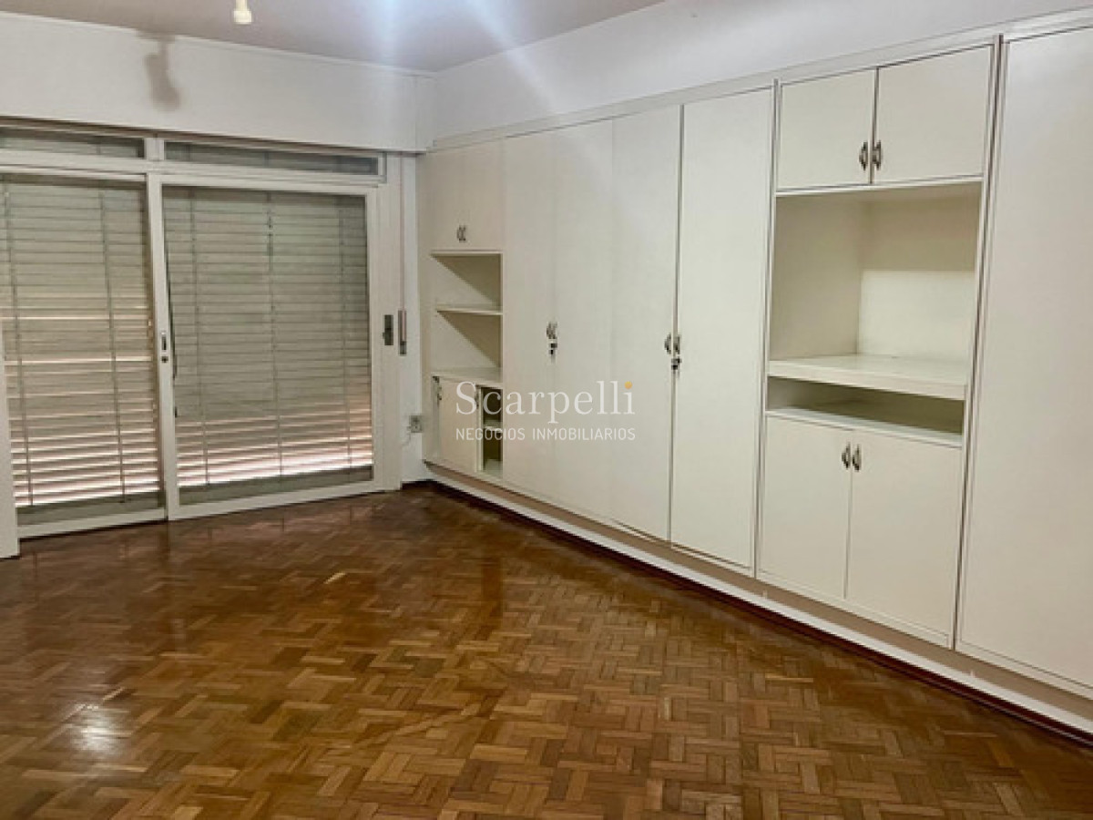 Casa ID.50479 - Alquiler De Gran Casa Sobre Av. Bolivia, Ideal Empresa Residencialprendimiento