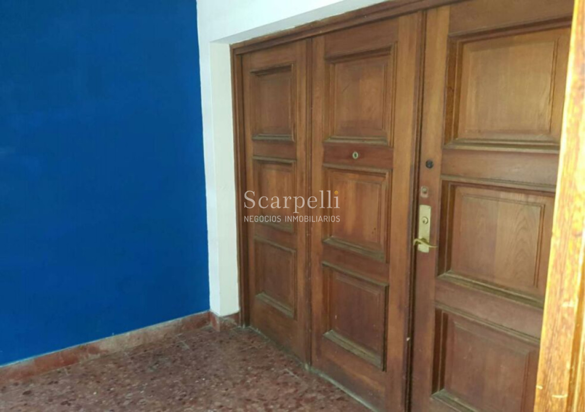 Casa ID.5645 - Casa en padrón único con renta de  100.000 libres, ideal inversores!