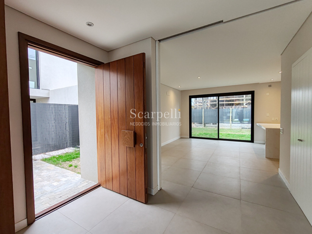 Casa ID.48909 - Estrene Con Renta Segura desde Octubre 2025 Barrio Parque II con Centro Comercial a escasos 380 mts.