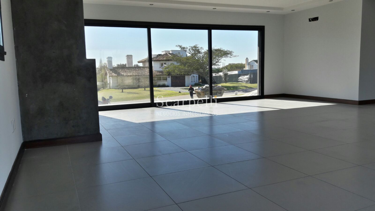 Casa ID.6402 - Nuevo Como A estrenar con toda la seguridad y tranquilidad del mejor Barrio Privado del Uruguay