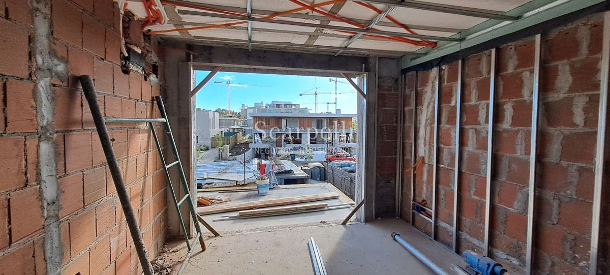 Casa ID.63 - VENTA CASA ESTRENAR BARRIO PARQUE II 4 DORMITORIOS EN SUITE