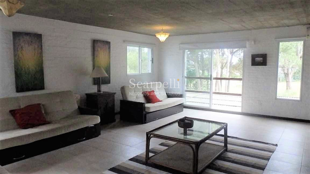 Casa ID.8382 - José Ignacio Estupendo Chalet en Barrio Privado con el mejor entorno y seguridad.-