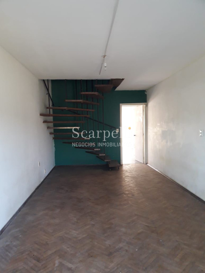 Casa ID.8448 - Rambla Carrasco Duplex con estupenda vista: 2 dormitorios, fondito con parrillero y garage