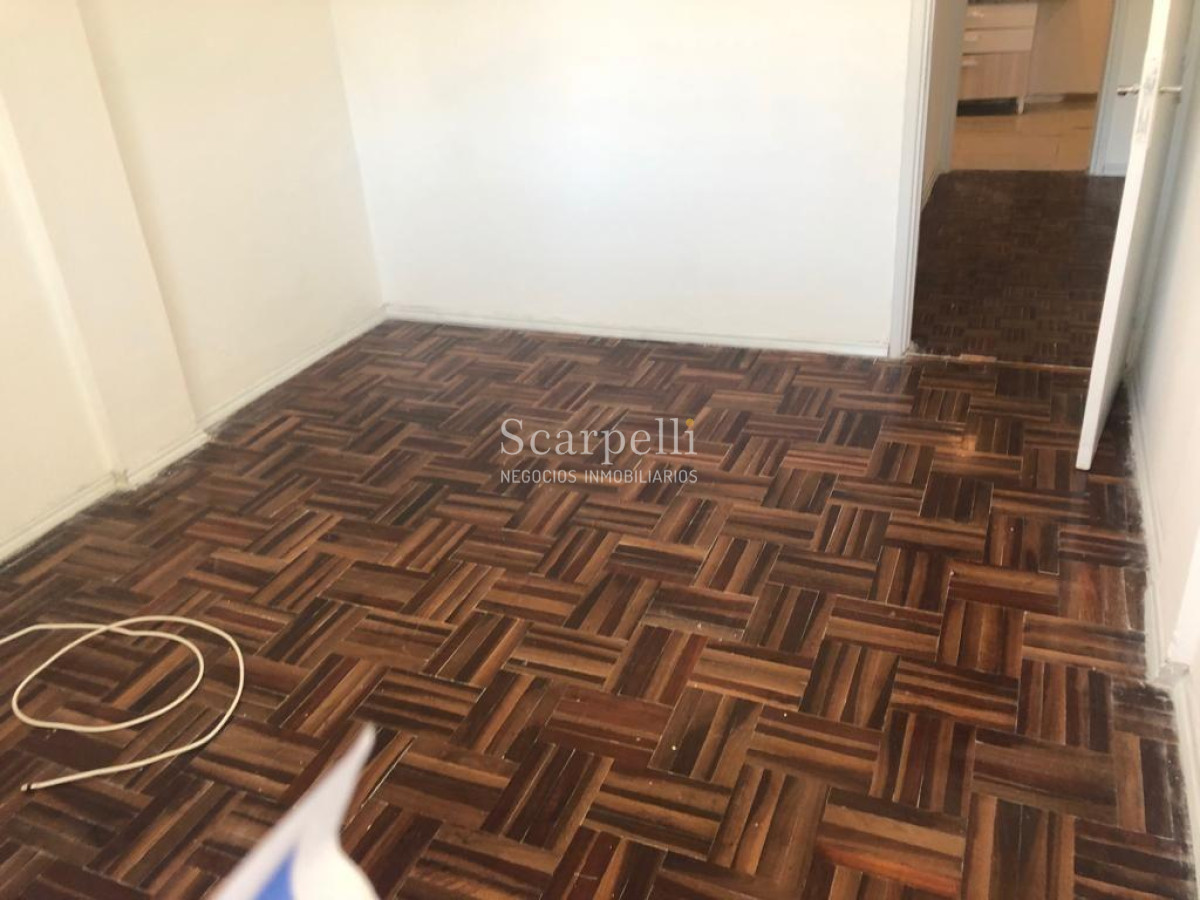 Casa ID.8637 - ALQUILER CASA PUNTA GORDA CENTRICA 2 DORM Y JARDÍN CON LUGAR PARA COCHE