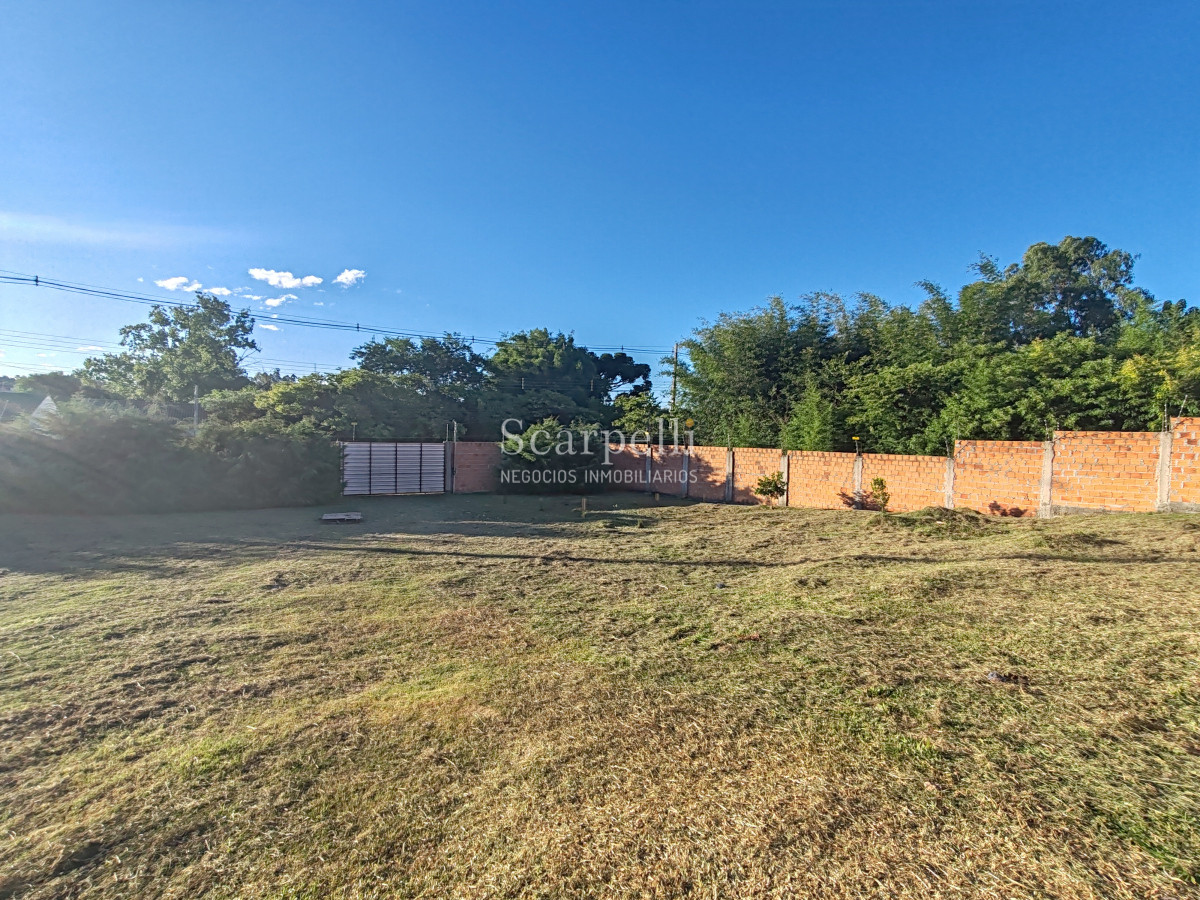 Casa ID.50378 - Importante padrón esquinero en Santana do Livramento con casi 2200 m2 Ideal Salón de Fiestas o emprendimiento Inmobiliario