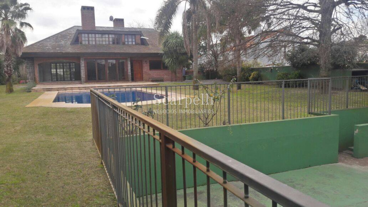 Casa ID.9013 - Lieja y Gral. French. Importante Chalet