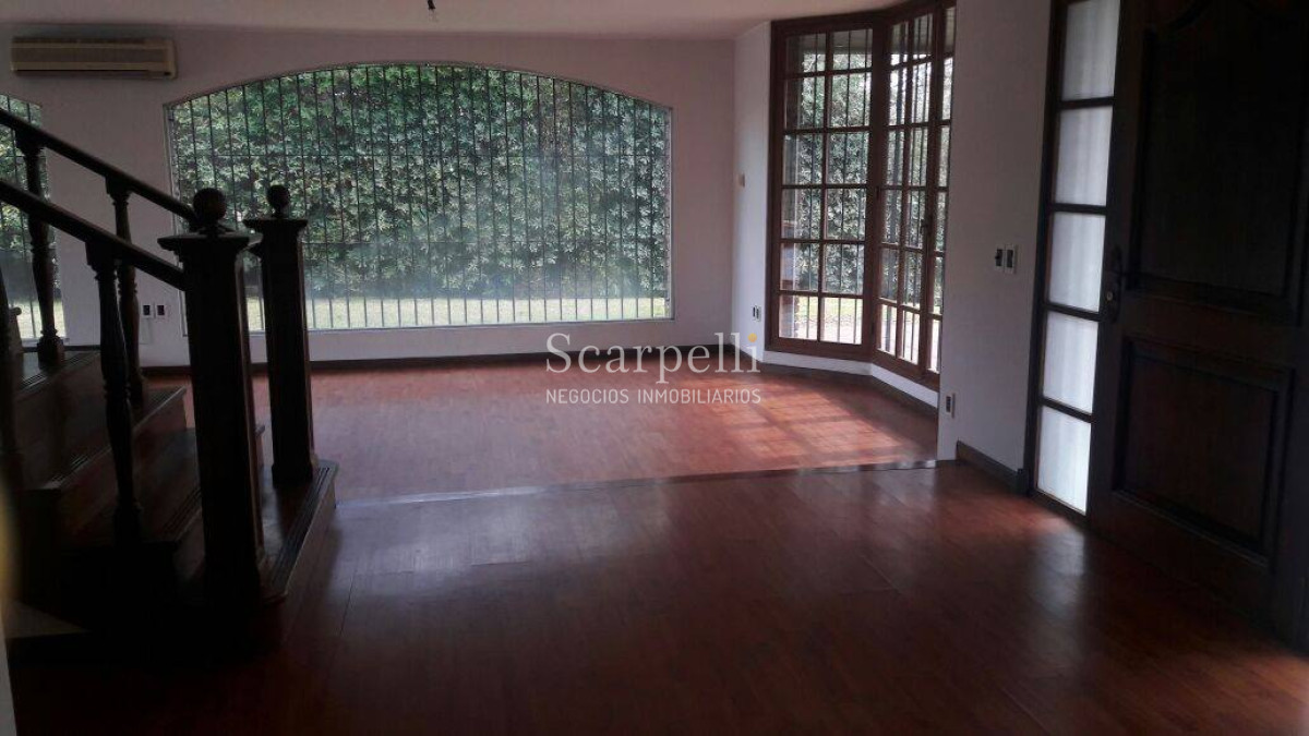 Casa ID.9013 - Lieja y Gral. French. Importante Chalet