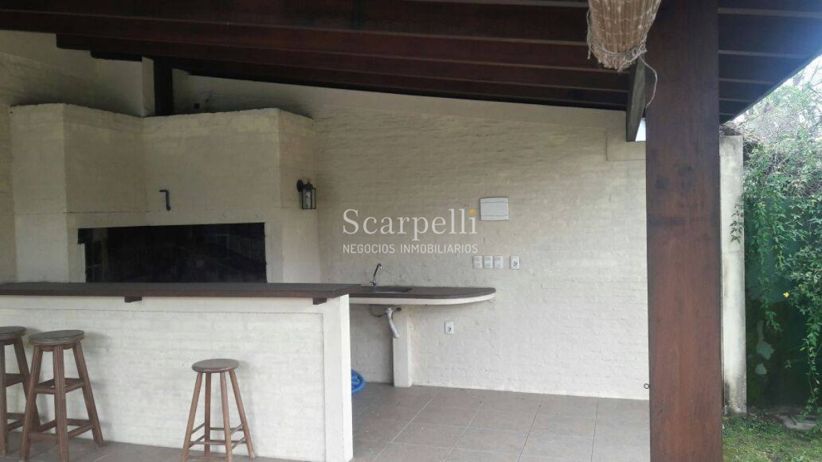 Casa ID.9013 - Lieja y Gral. French. Importante Chalet