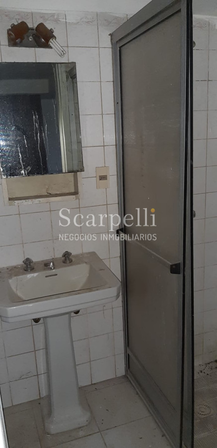 Casa ID.9522 - Casa muy cómoda  y con ambientes bien amplios + impresionante subsuelo de 80 m2 aprox.