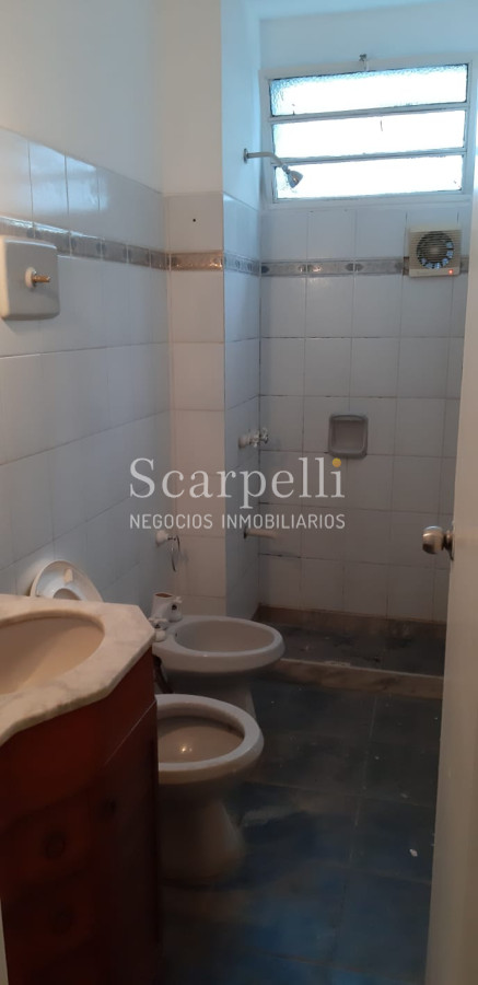 Casa ID.9522 - Casa muy cómoda  y con ambientes bien amplios + impresionante subsuelo de 80 m2 aprox.
