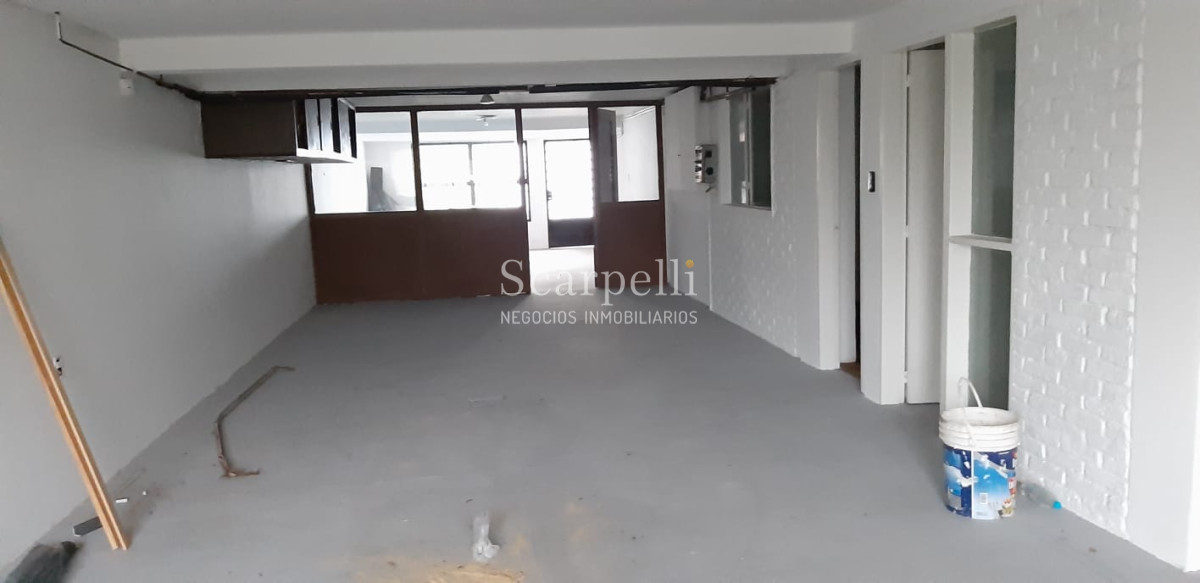 Casa ID.9522 - Casa muy cómoda  y con ambientes bien amplios + impresionante subsuelo de 80 m2 aprox.