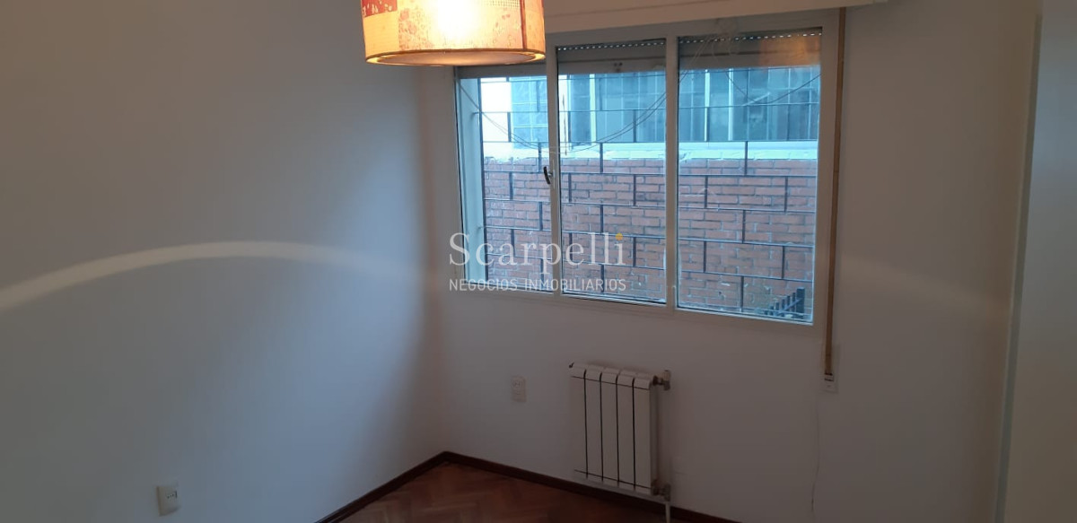 Casa ID.9522 - Casa muy cómoda  y con ambientes bien amplios + impresionante subsuelo de 80 m2 aprox.