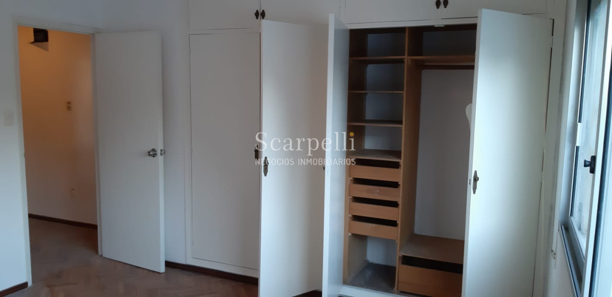 Casa ID.9522 - Casa muy cómoda  y con ambientes bien amplios + impresionante subsuelo de 80 m2 aprox.