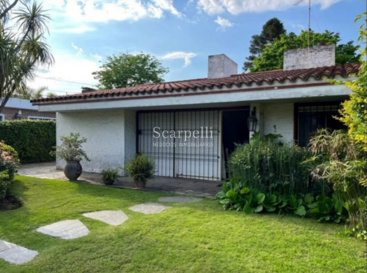 Casa ID.50379 - Chalet Tejas 1 Planta Carrasco Costa Rica y Havre prox. Cooper y Arocena