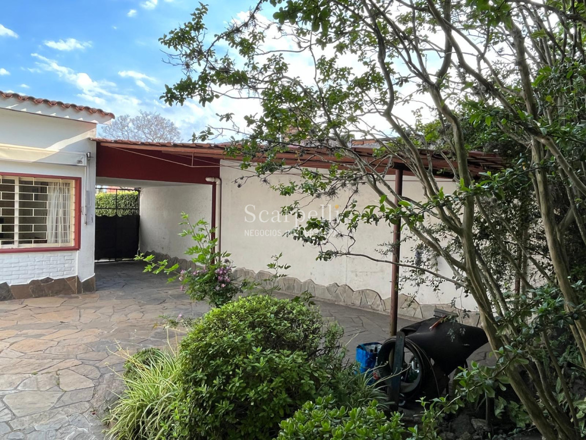 Casa ID.50379 - Chalet Tejas 1 Planta Carrasco Costa Rica y Havre prox. Cooper y Arocena