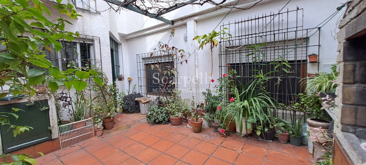Casa ID.50344 - VENTA CASA BUCEO IDEAL 2 FAMILIAS CHALET CLÁSICO TEJAS COLONIALES SOLIDA CONSTRUCCIÓN