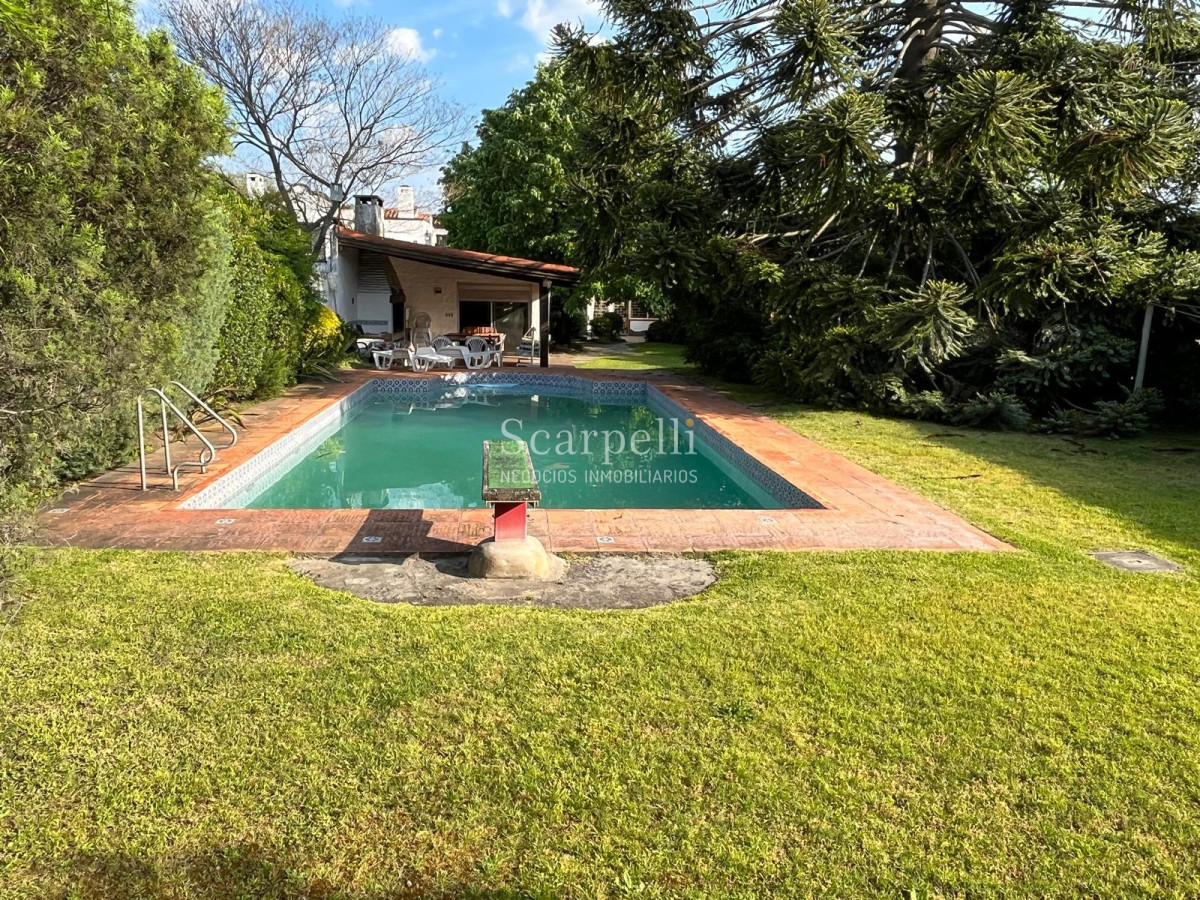 Casa ID.50379 - Chalet Tejas 1 Planta Carrasco Costa Rica y Havre prox. Cooper y Arocena