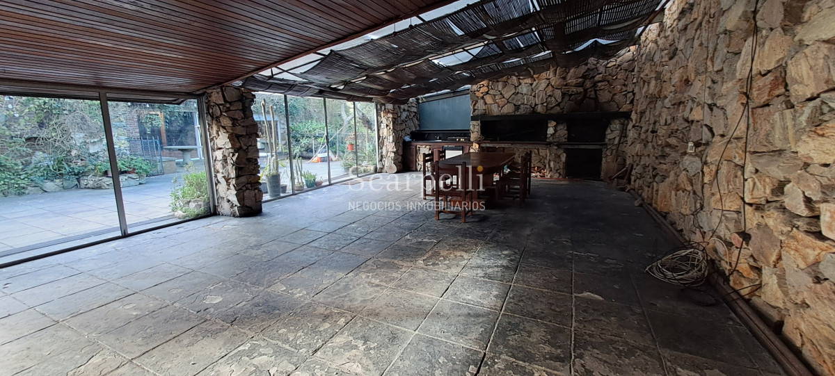 Casa ID.74 - VENTA CARRASCO IMPORTANTE RESIDENCIA 40 MTS FRENTE