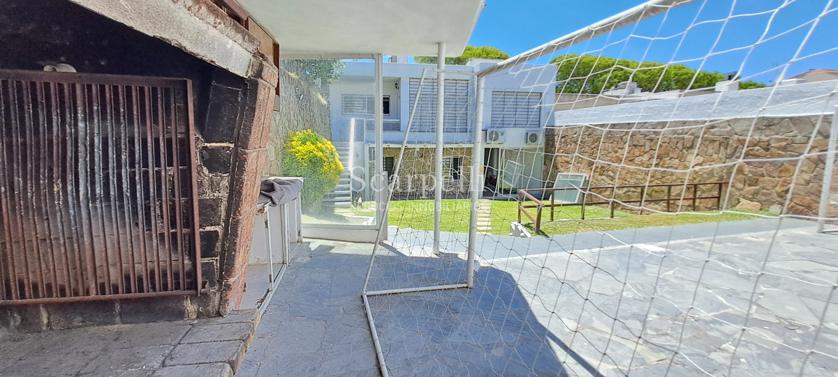 Casa ID.50367 - Alquiler Casa Punta Gorda A nuevo 3 dorm 2 suites gge 2 fondo  Ideal Empresas