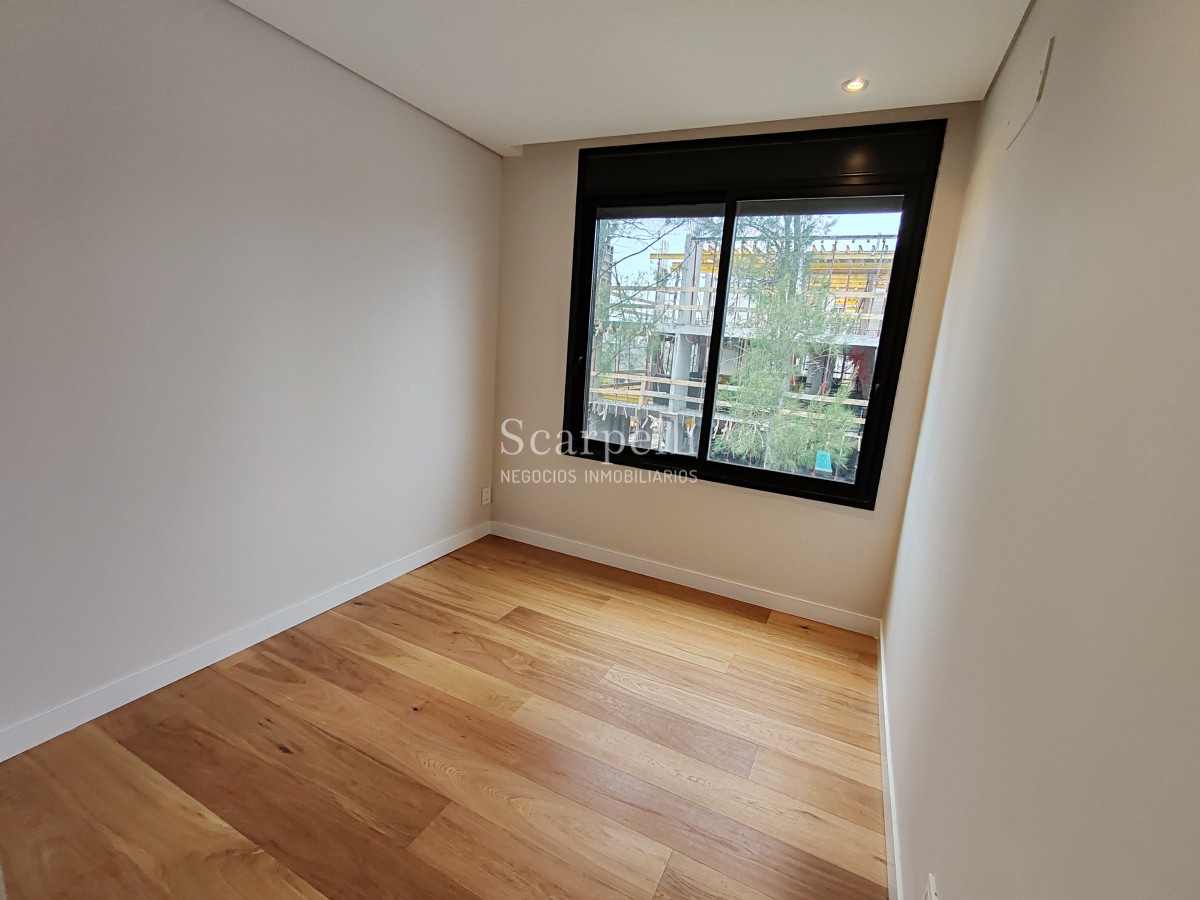 Casa ID.48909 - Estrene Con Renta Segura desde Octubre 2025 Barrio Parque II con Centro Comercial a escasos 380 mts.