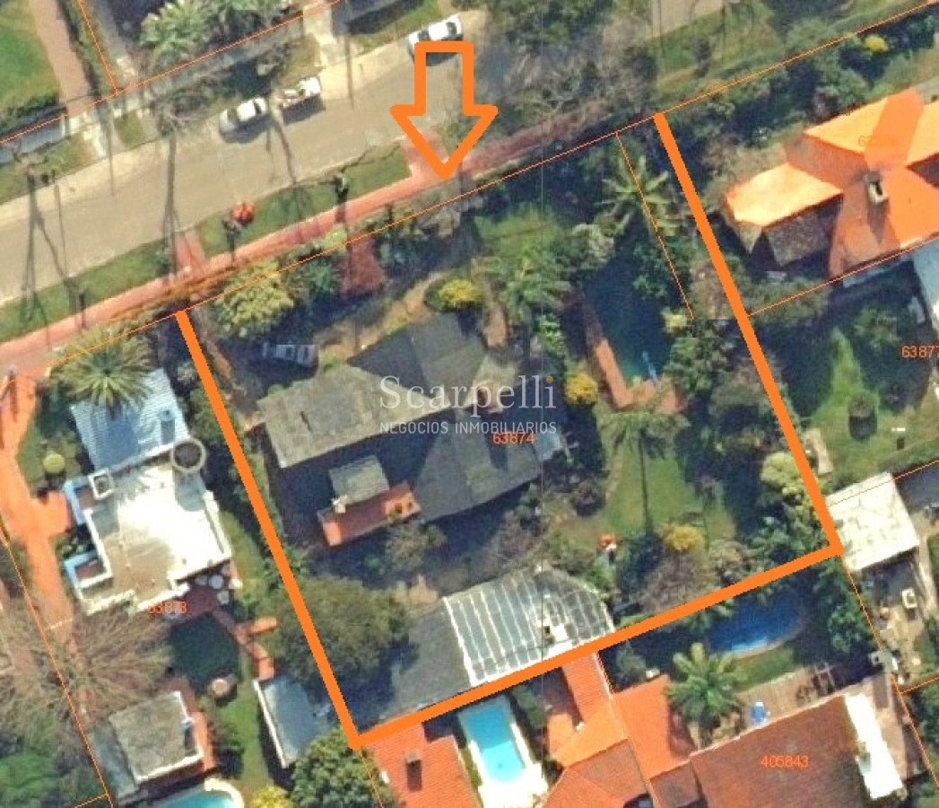 Casa ID.74 - VENTA CARRASCO IMPORTANTE RESIDENCIA 40 MTS FRENTE