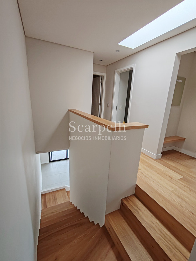 Casa ID.48909 - Estrene Con Renta Segura desde Octubre 2025 Barrio Parque II con Centro Comercial a escasos 380 mts.