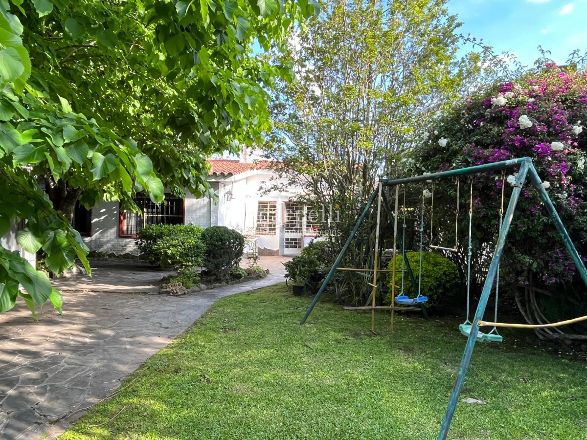 Casa ID.50379 - Chalet Tejas 1 Planta Carrasco Costa Rica y Havre prox. Cooper y Arocena