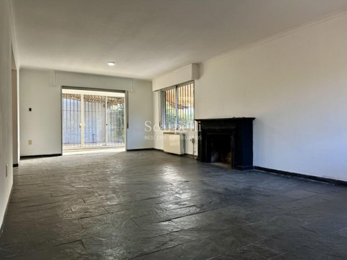 Casa ID.50458 - Carrasco Sur. Nariño. 4 Dorms.  Estar. Piscina. Garage 