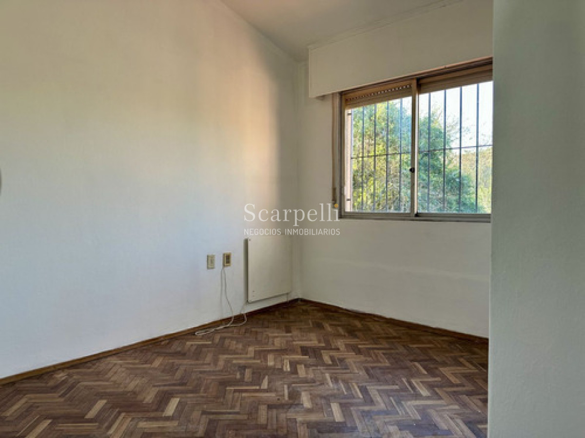 Casa ID.50458 - Carrasco Sur. Nariño. 4 Dorms.  Estar. Piscina. Garage 