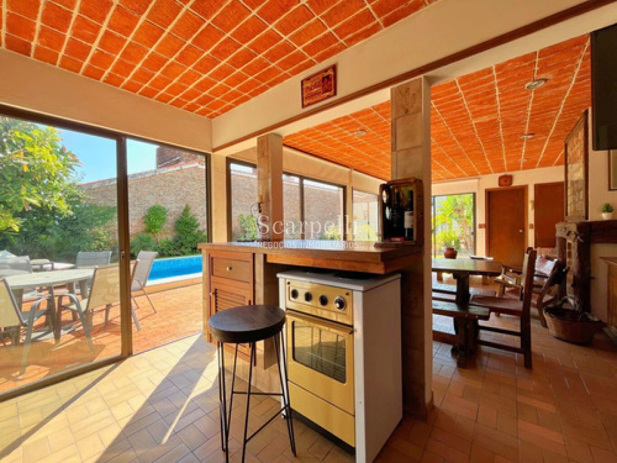 Casa ID.50502 - Arquitectura de Diseño Eladio Dieste Punta Gorda 4 Dormitorios + Piscina 