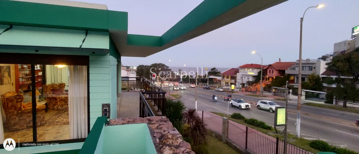 Casa ID.50464 - Estupenda Esquina con Gran Exposición Punta Gorda Ideal Empresas Oficina Clínicas