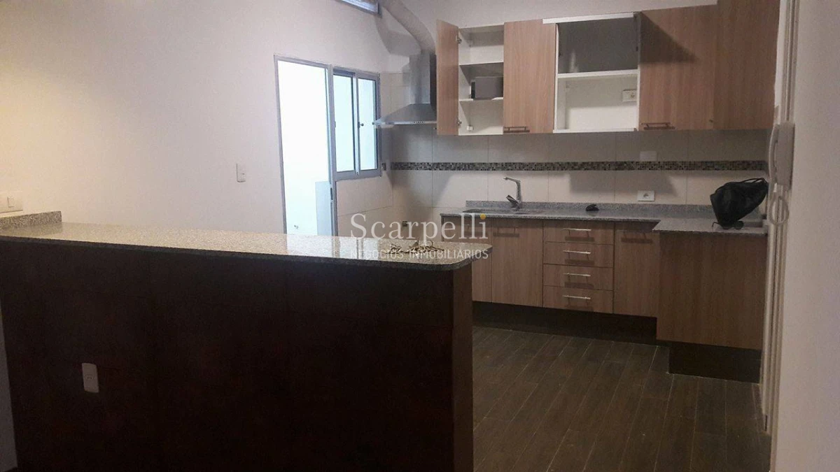 Casa ID.19164 - Ideal 2 familias o Edificio en Altura.  Buen fondo & Barbacoa Montevideo Shopping Próx.