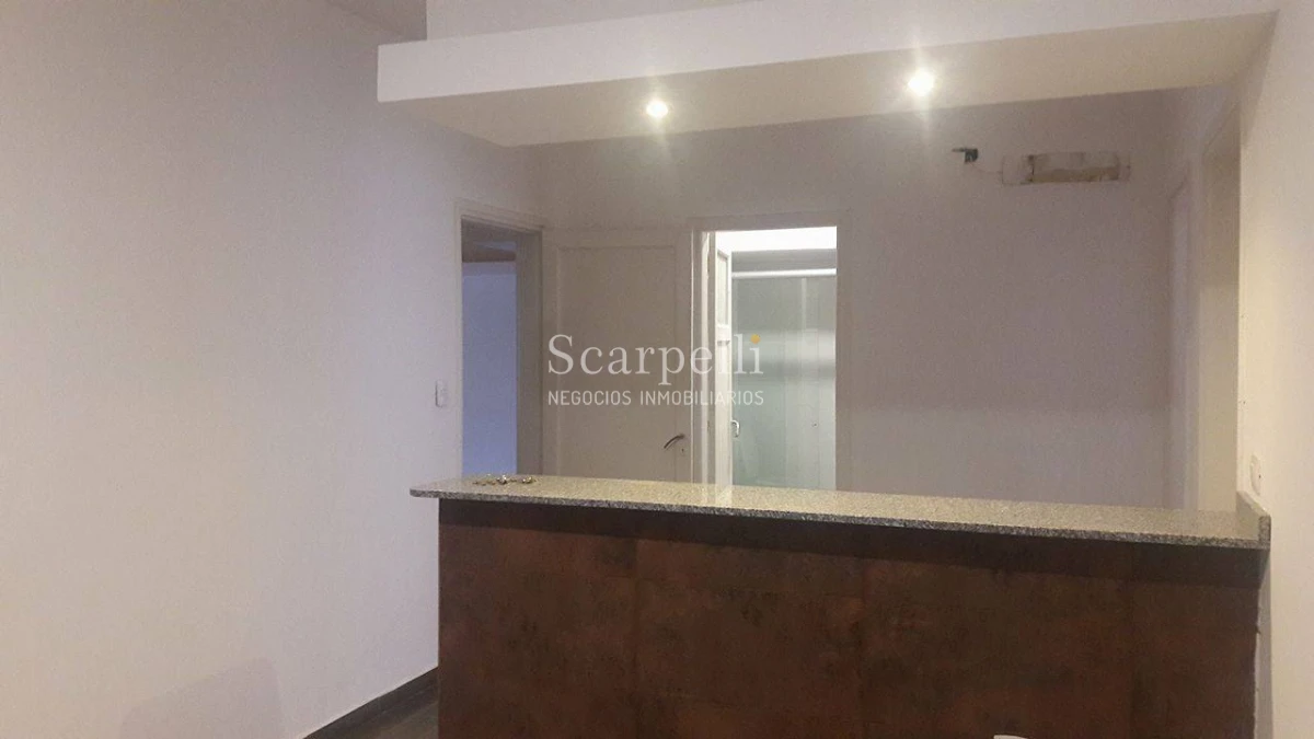 Casa ID.19164 - Ideal 2 familias o Edificio en Altura.  Buen fondo & Barbacoa Montevideo Shopping Próx.