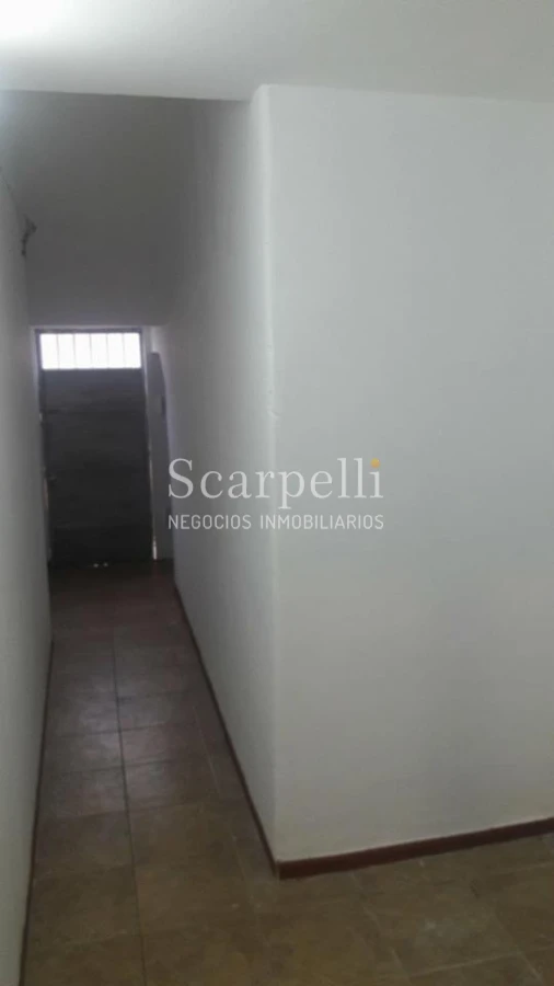 Casa ID.19164 - Ideal 2 familias o Edificio en Altura.  Buen fondo & Barbacoa Montevideo Shopping Próx.