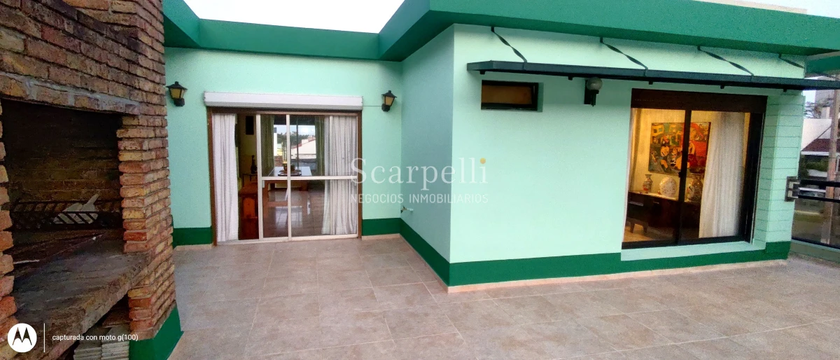 Casa ID.50464 - Estupenda Esquina con Gran Exposición Punta Gorda Ideal Empresas Oficina Clínicas