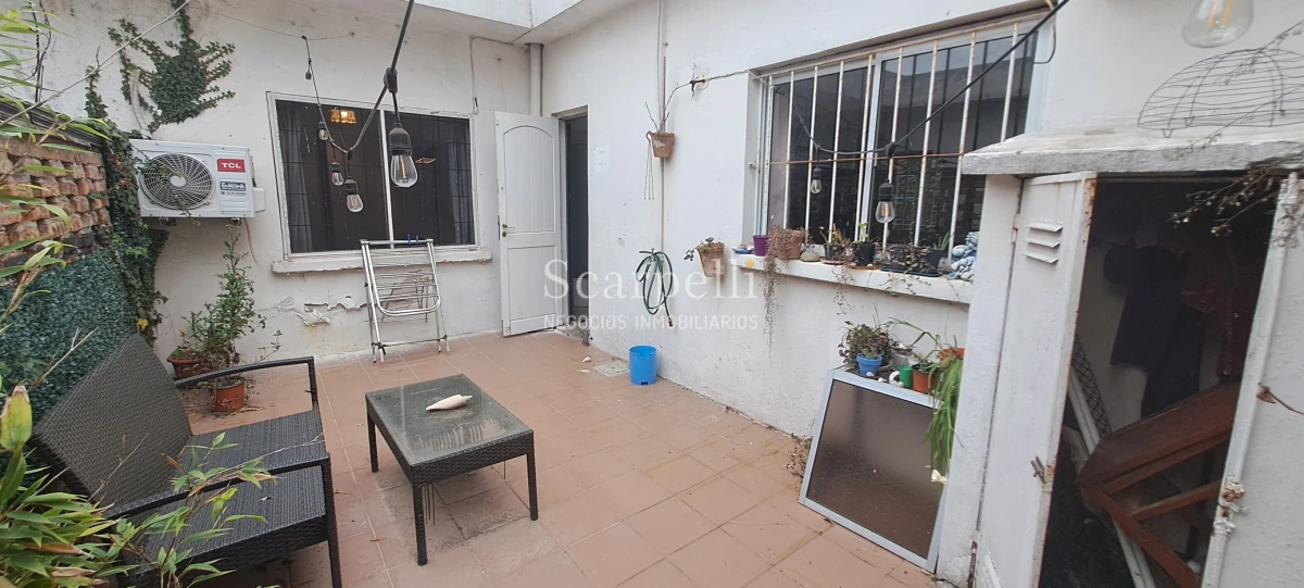 Casa ID.13251 - Venta 2 Casas Carrasco con Renta Blanes Viale proximo Bolivia y Plaza Thays
