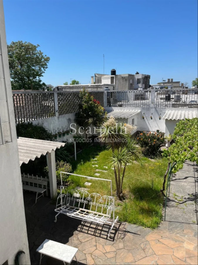Casa ID.50418 - Venta Union Residencia Sobre Avenida Con12 Habitaciones