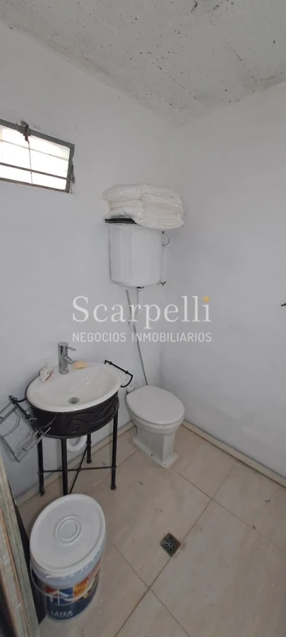 Casa ID.50359 - Venta Casa Carrasco Arocena próximo 2 o 3 dorm 3 baños Amplio Patio con parrillero