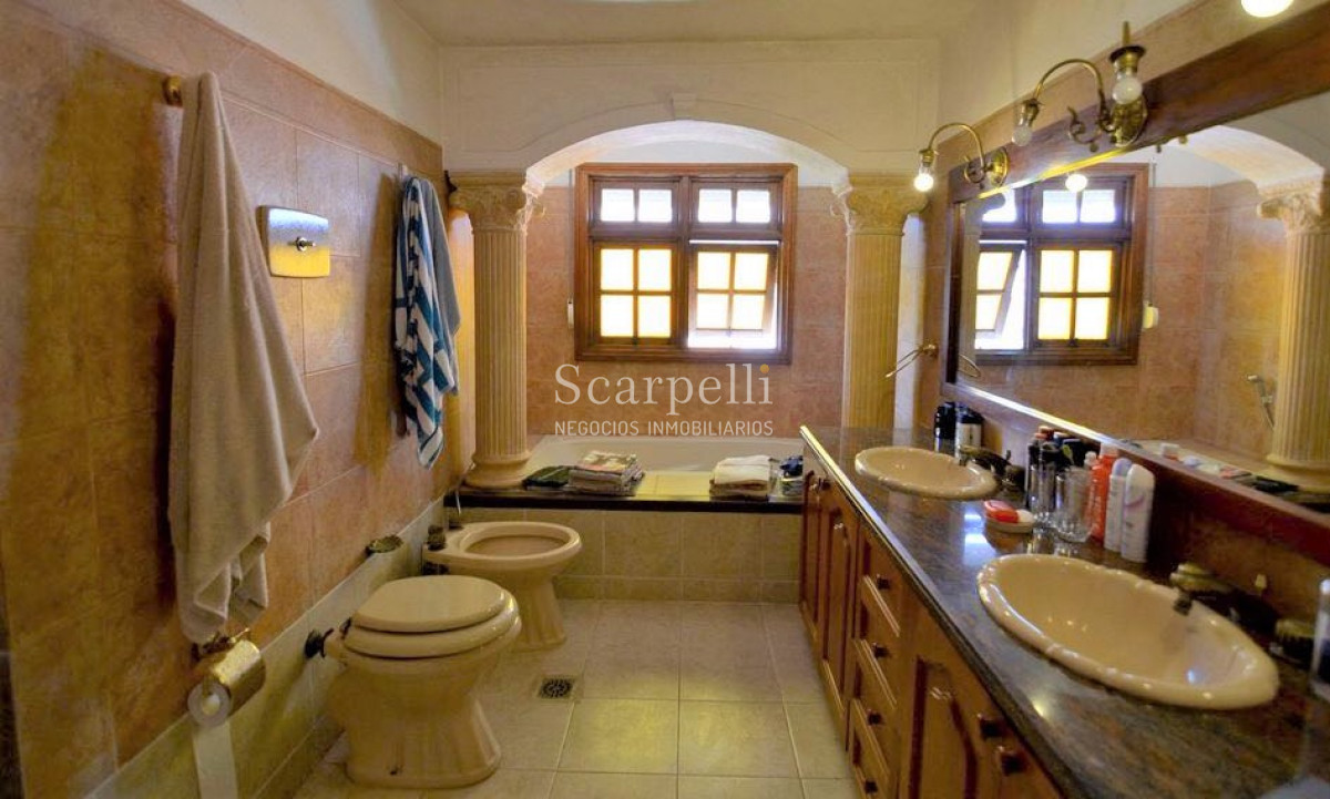 Casa ID.22396 - Playa Mansa a metros del Mar Chalet de 2 plantas