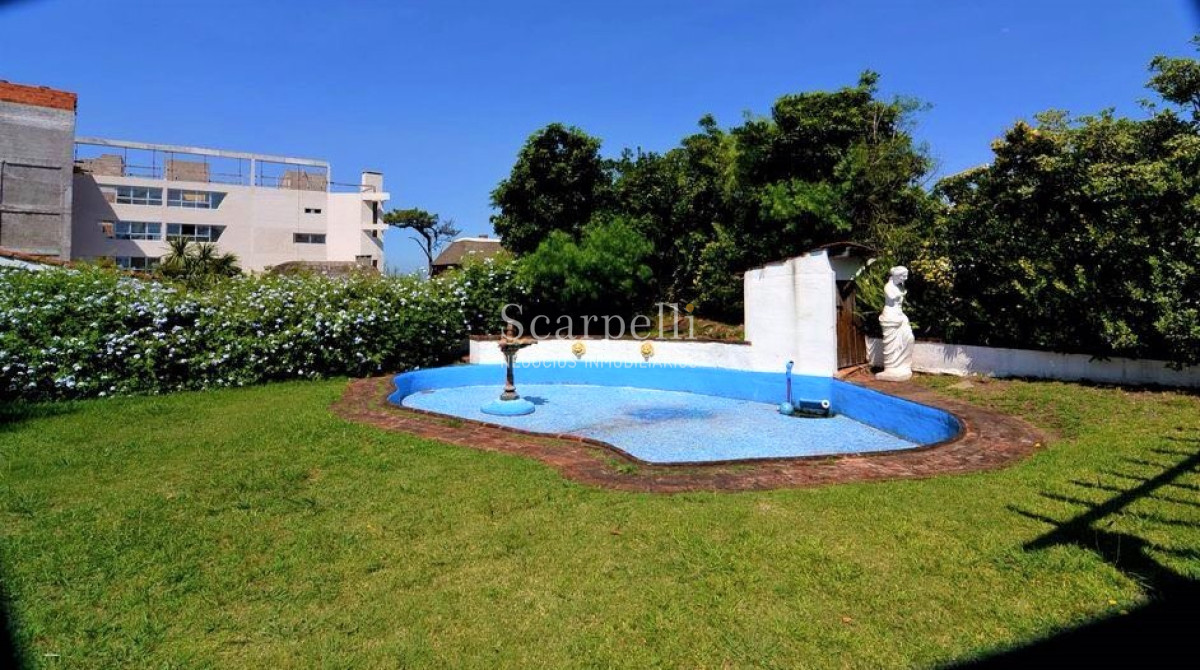 Casa ID.22396 - Playa Mansa a metros del Mar Chalet de 2 plantas