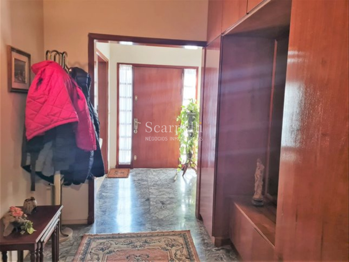 Casa ID.47 - Venta Casa Carrasco Sur 6 Dormitorios 5 Baños Piscina