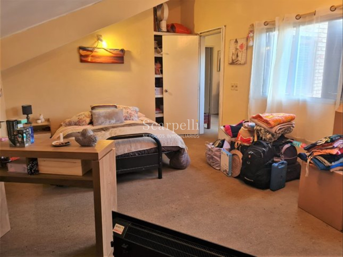 Casa ID.47 - Venta Casa Carrasco Sur 6 Dormitorios 5 Baños Piscina