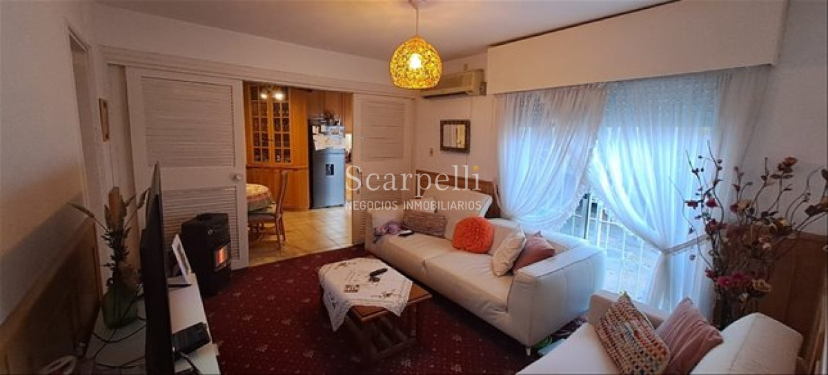 Casa ID.54 - Venta Casa Carrasco Sur Terreno 1000 M2 Piscina 2 Suites